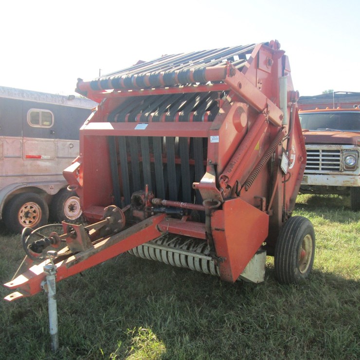 HESSTON 5500