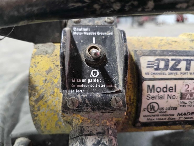 2018-oztec-2.4-oz-electric-concrete-vibrator-motor-image-2