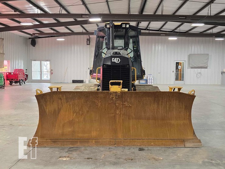 2021-caterpillar-d3-image-7