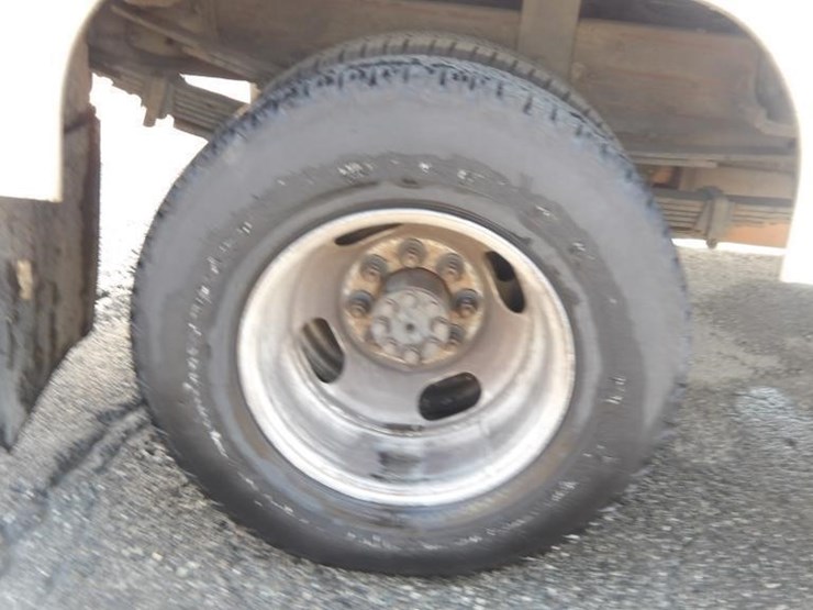 2005-chevrolet-silverado-3500-image-5
