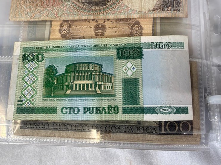#40310-•-foreign-currency-bank-notes-image-83