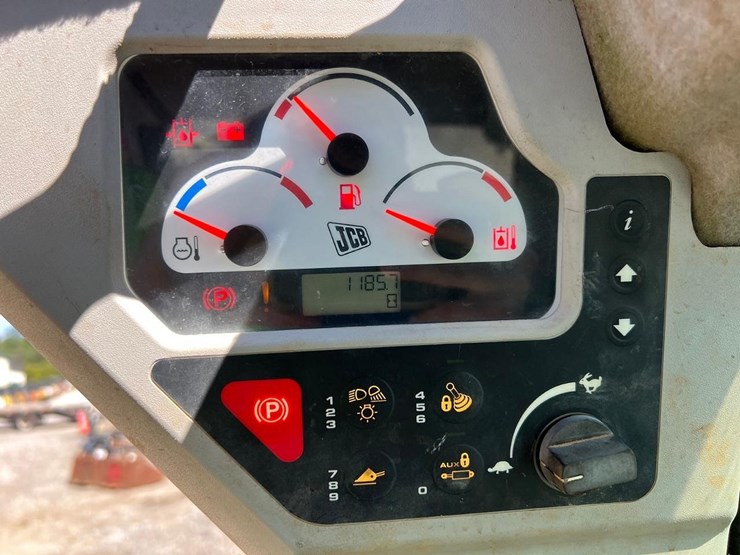 jcb-2ts-7t-image-19