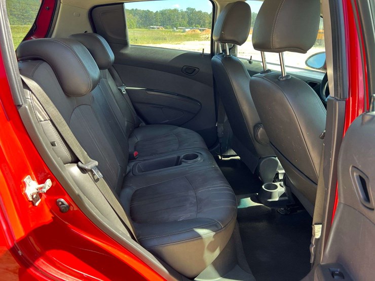 2015-chevrolet-spark-4-door-sedan-(125,589-miles)-image-16