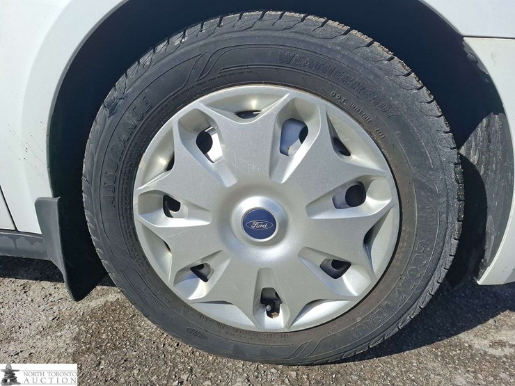 2015-ford-transit-connect-image-19