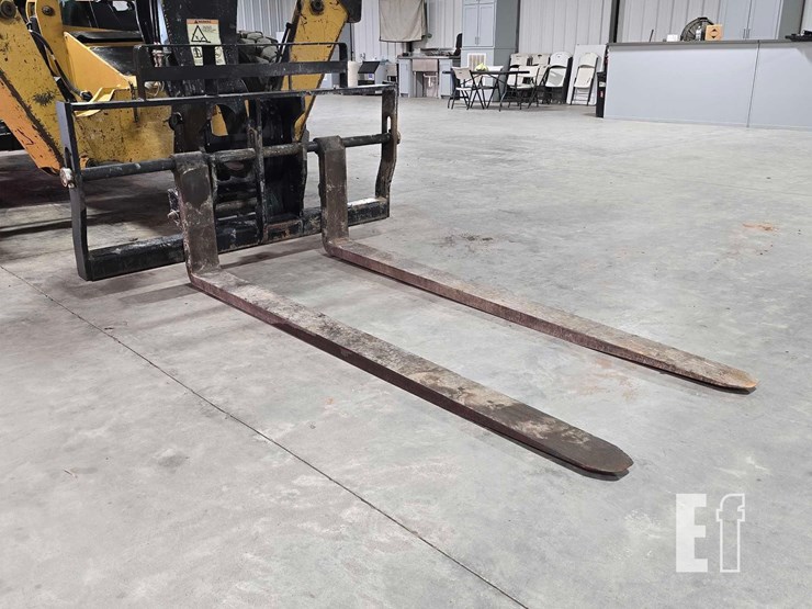 2018-caterpillar-tl1255d-image-10