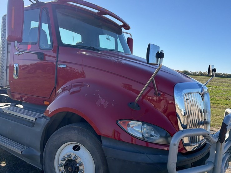 2012-international-prostar-image-13
