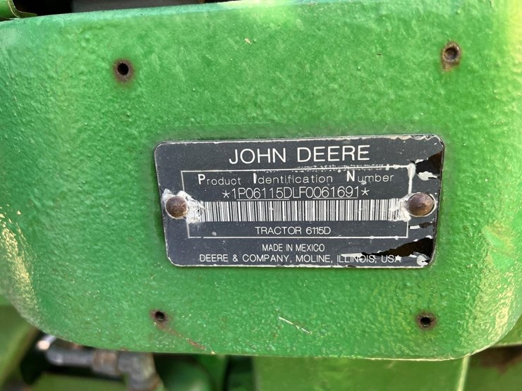 2015-john-deere-6115m-image-19