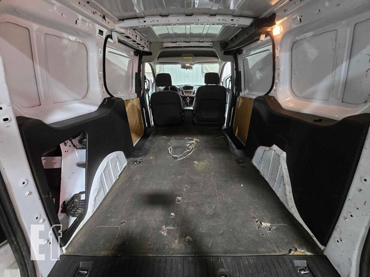 2016-ford-transit-connect-image-16