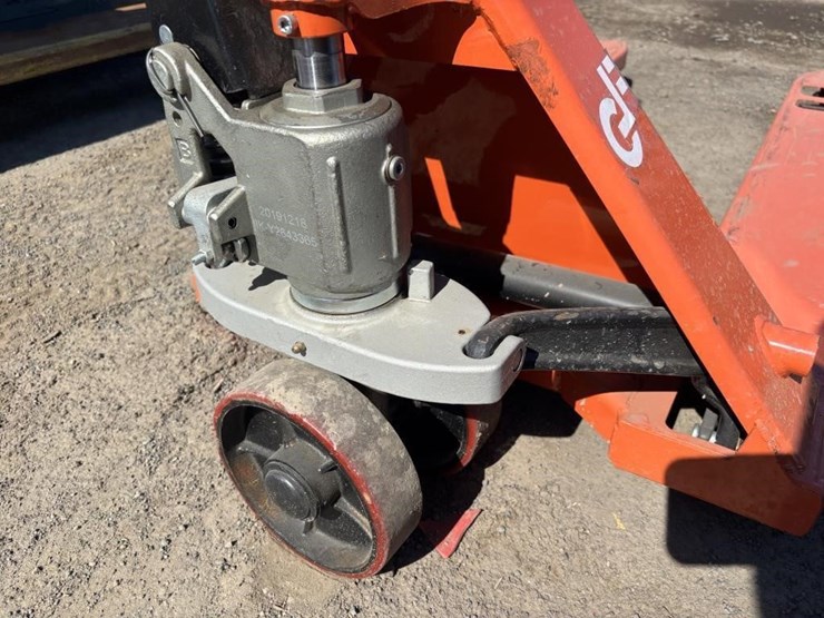glf-pallet-lift-image-6