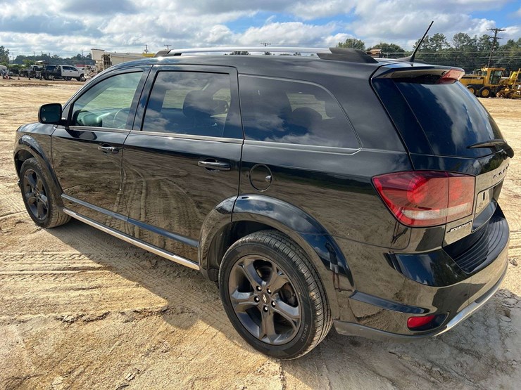 2018-dodge-journey-image-2