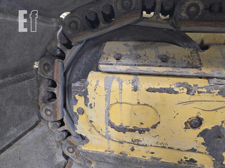 2021-caterpillar-d3-lgp-image-26