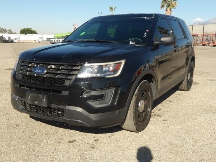 2018-ford-explorer-image-1