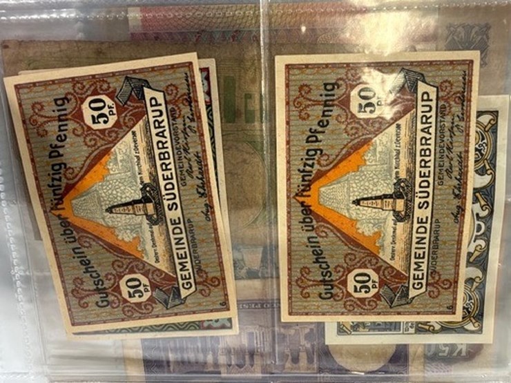 #40311-•-foreign-currency-bank-notes-image-37