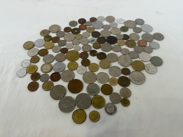 #40149-•-bag-of-foreign-coins-image-19
