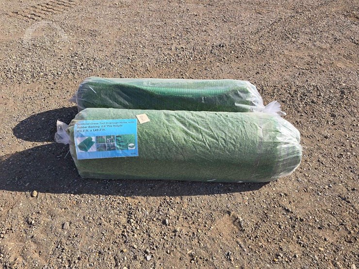 qty.-(2)-artificial-grass-turf-rolls-image-1
