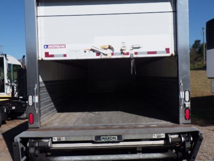 2016-international-durastar-4300-image-9