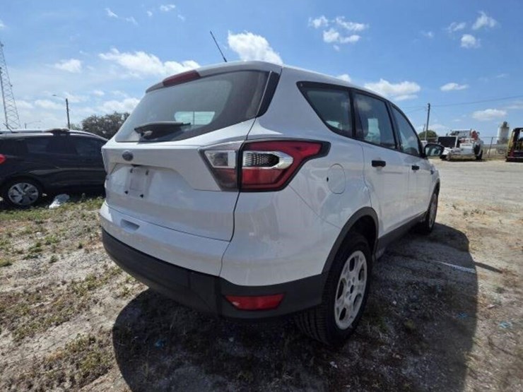 ford-escape-image-3