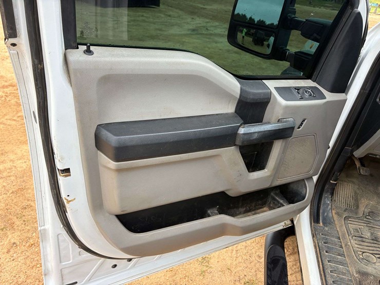 2017-ford-f450-sd-image-7