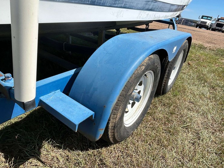 1998-cobalt-200-ski-boat-w/-trailer-(inop)-(no-motor)-image-34