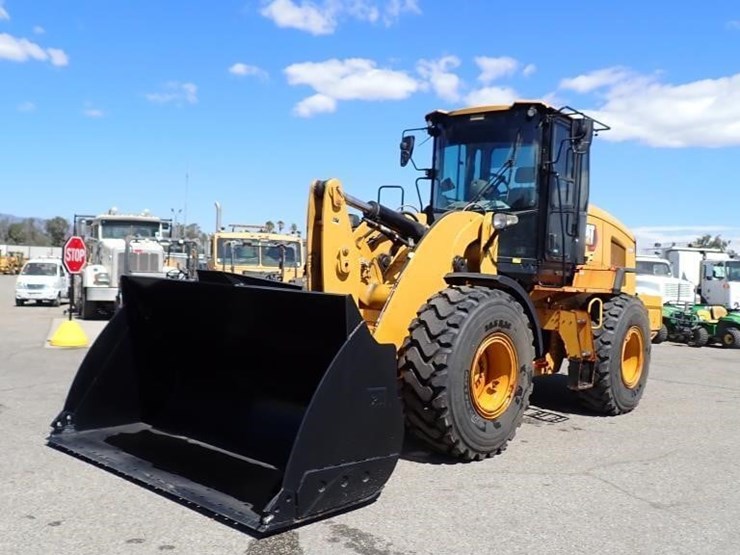 2023-caterpillar-930m-image-1