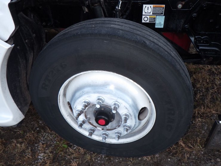2022-kenworth-t680-image-24