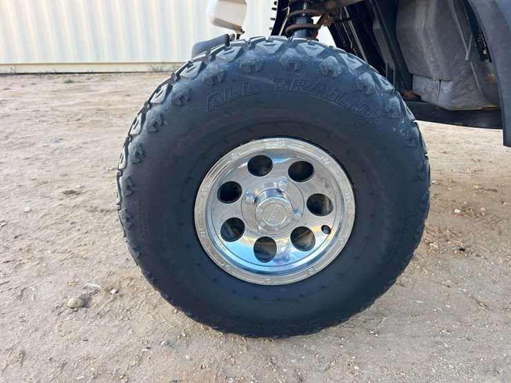 2009-yamaha-drive-gas-golf-custom-lifted-image-27