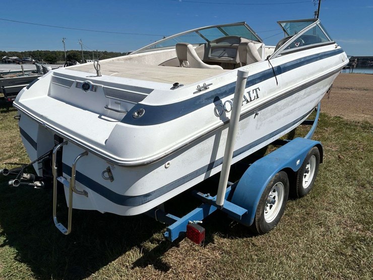1998-cobalt-200-ski-boat-w/-trailer-(inop)-(no-motor)-image-6