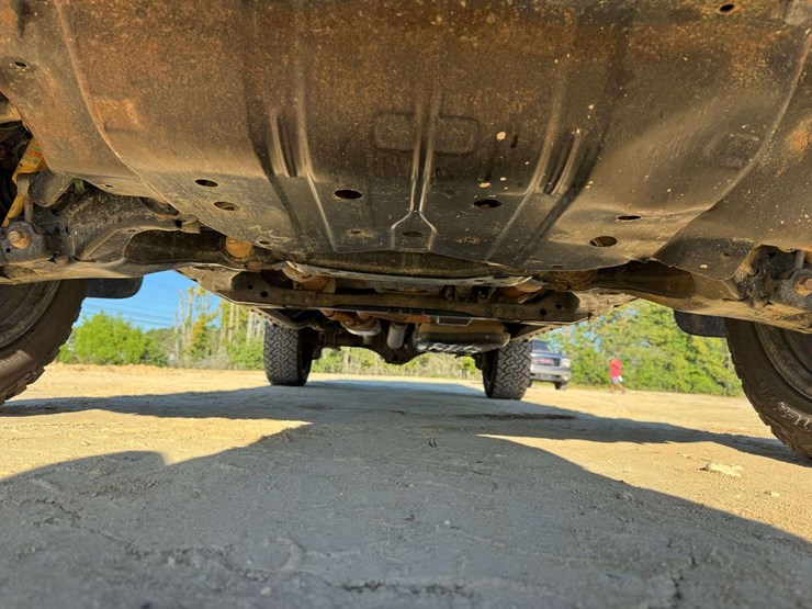 2011-toyota-tundra-sr5-image-20