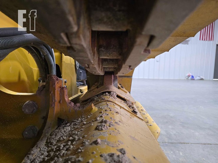 2020-caterpillar-d3k2-xl-image-44