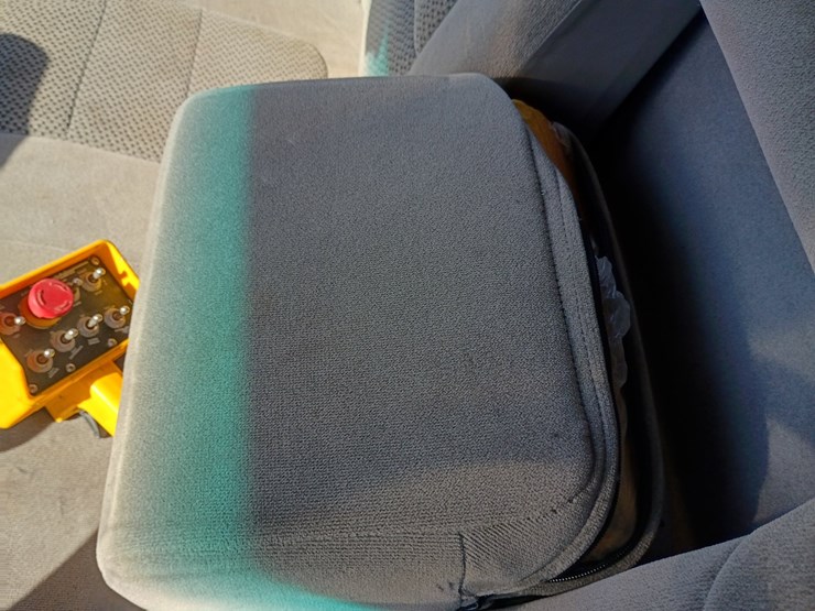 2003-ford-f550-image-47