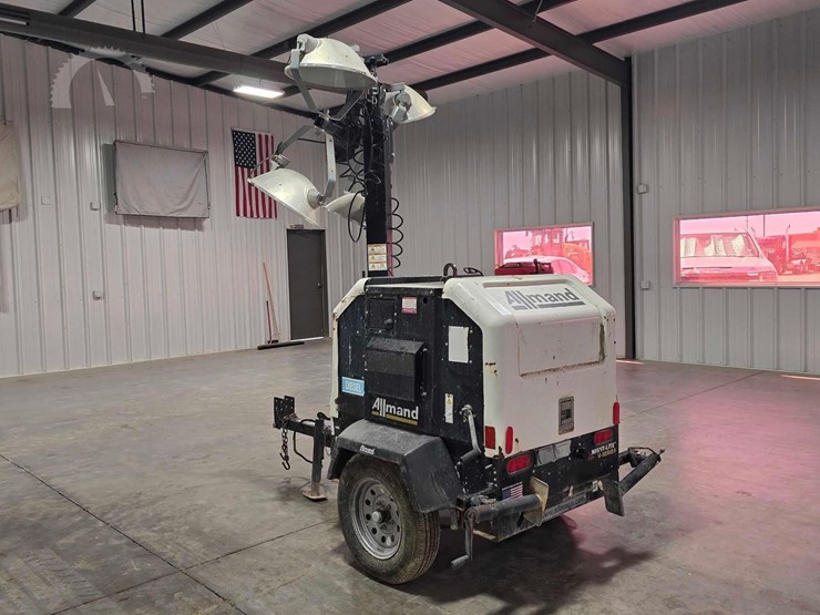 2018-allmand-bros-night-lite-v-series-nlv-image-4