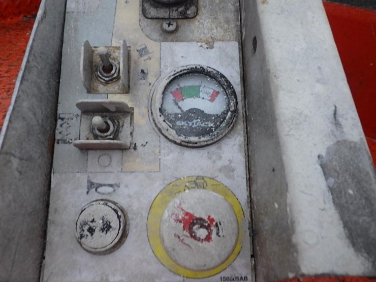 skyjack-sj4632-scissor-lift-image-12