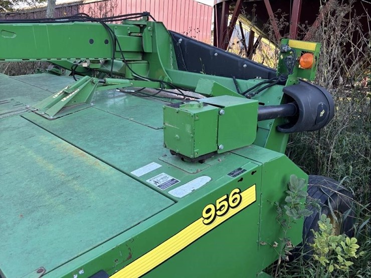 2011-john-deere-956-image-2