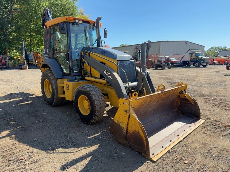 2017-deere-410l-image-7