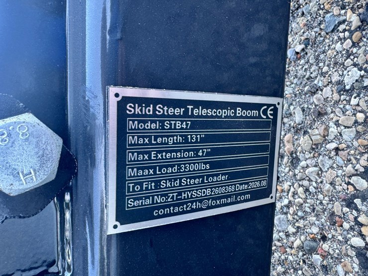future-skid-steer-telescopic-boom-image-3
