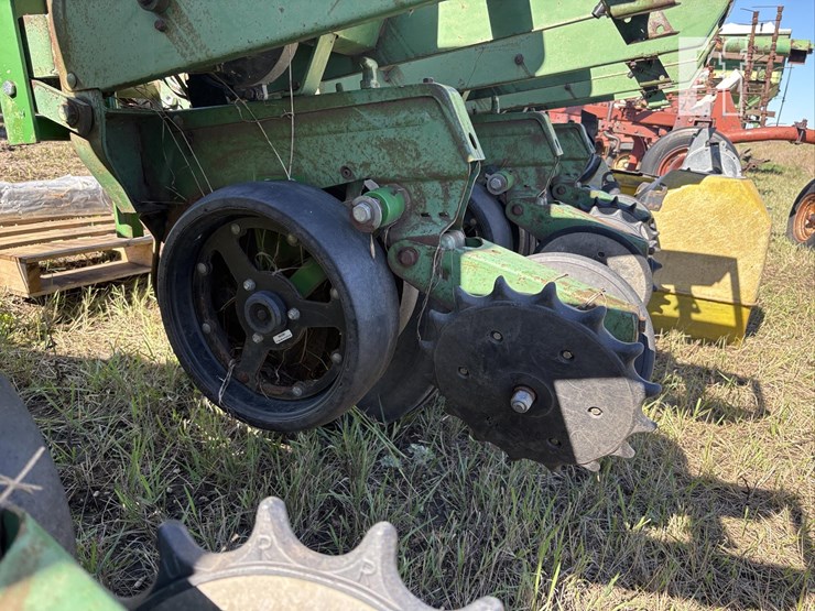 john-deere-7000-image-9