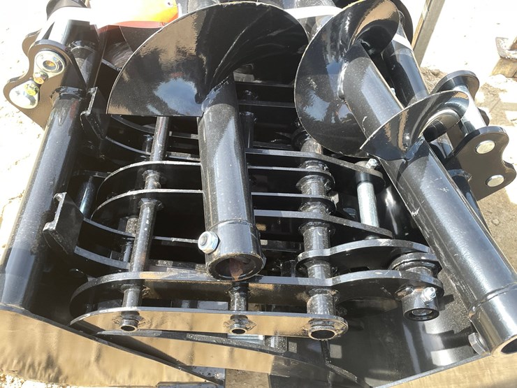 #2028-•-excavator-attachment-set-image-12
