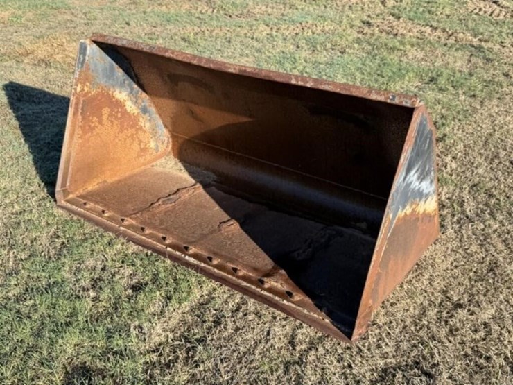 6-ft-skid-steer-scoop-bucket-image-1