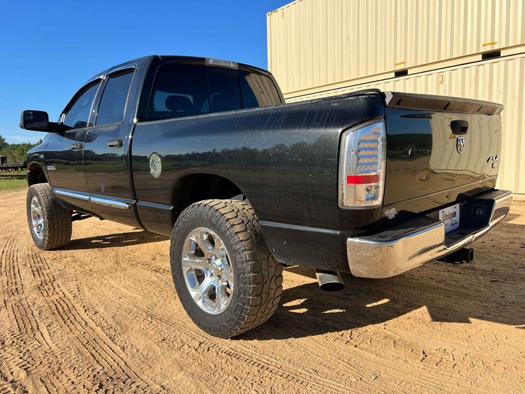 2008-dodge-ram-1500-image-2