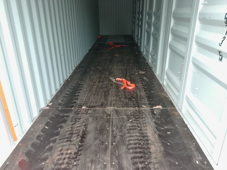 8'x40'x9.5'-high-cube-shipping-container-image-8