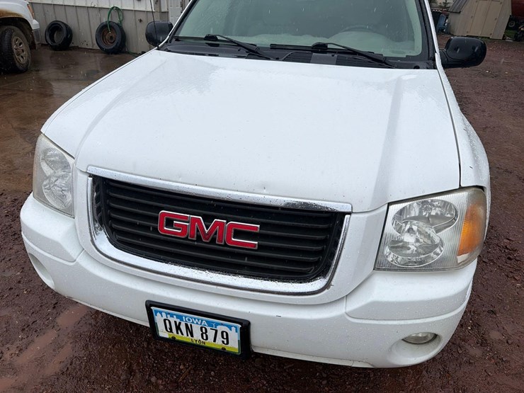 2005-gmc-envoy-image-14