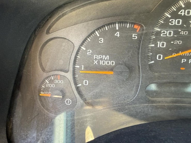 2006-chevrolet-3500-image-48