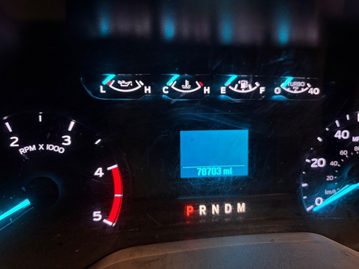 2020-ford-f550-xl-image-12
