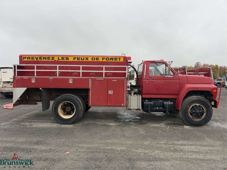1986-ford-f700-image-4