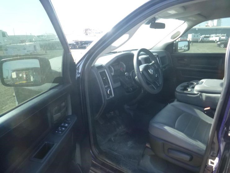 2017-dodge-1500-image-6