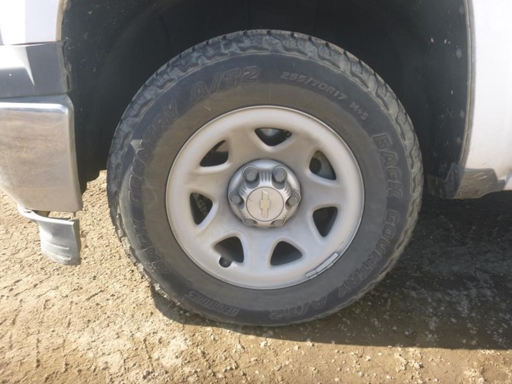 2015-chevrolet-1500-image-14
