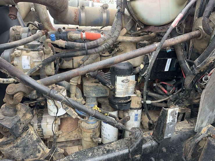 2005-mack-rb688s-image-21