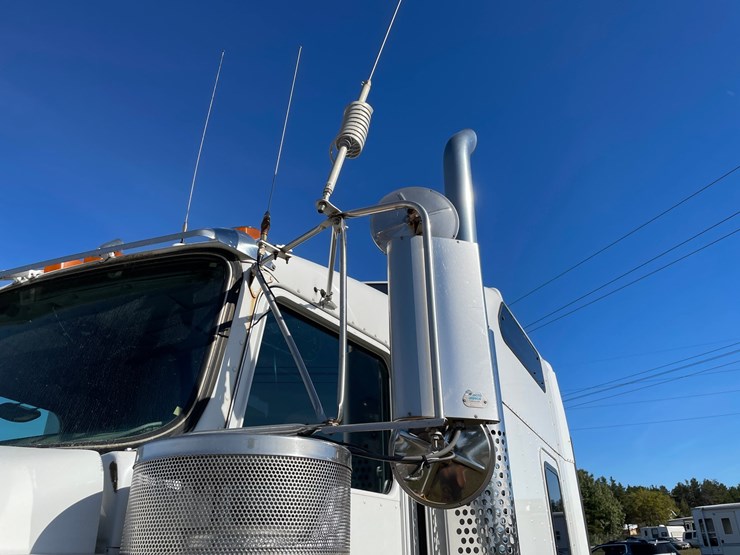 2001-kenworth-w900l-image-15