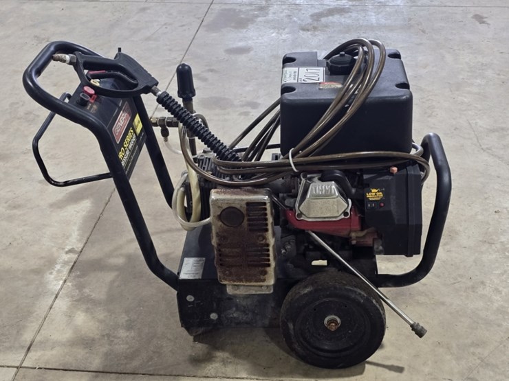 generac-pro-series-pressure-washer-image-2