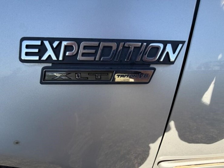 2001-ford-expedition-xlt-image-16
